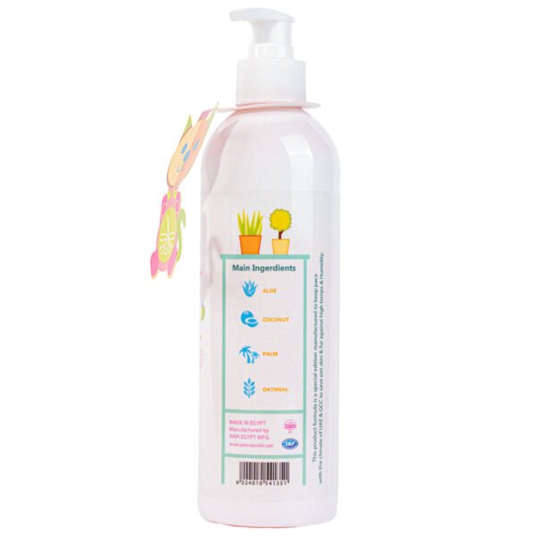 Back label of Pets Republic 5-in-1 Pet Wash highlighting main ingredients: Aloe, Coconut, Oatmeal, and Shea