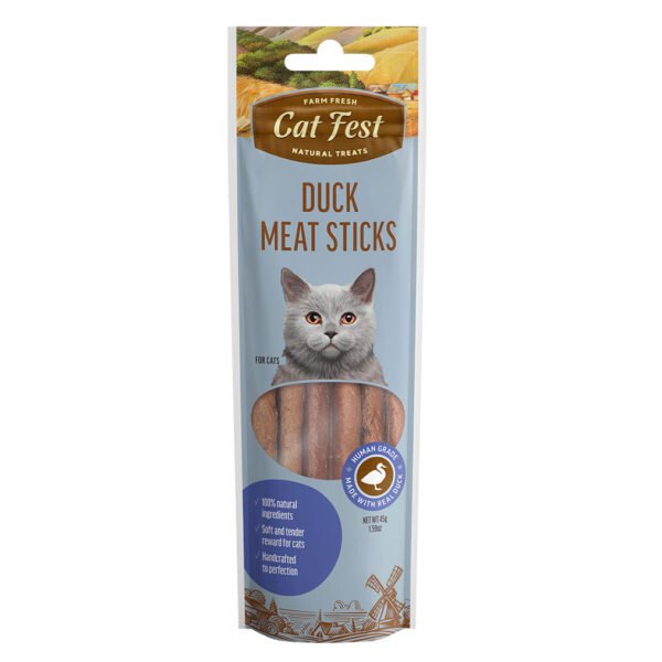 Packaging of Cat Fest Duck Meat Sticks featuring a grey cat and the product’s natural ingredients, emphasizing its appeal for feline health and taste.