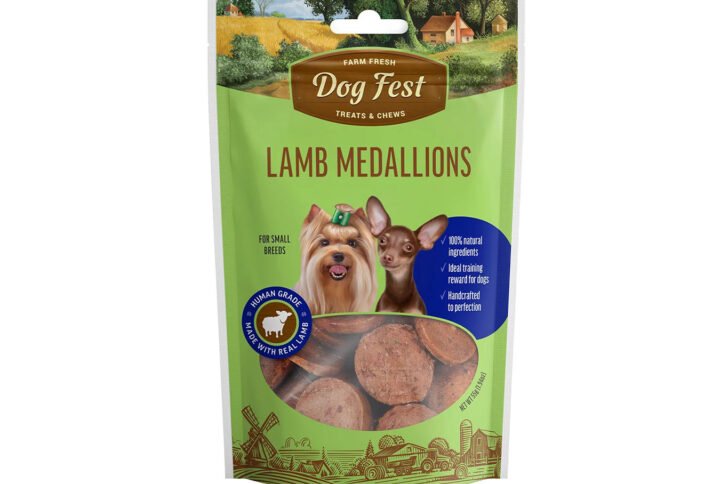 Packaging of “Lamb Medallions” from Dog Fest, featuring an image of two small breed dogs and a farm background, highlighting the product as suitable for small breeds with no artificial colors or flavors.