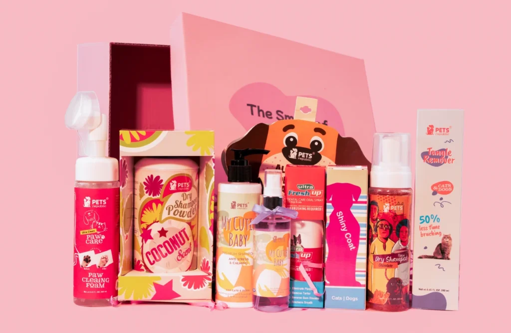 Complete Care Deluxe Cutie Dog Hygiene Kit with Pets Republic Dry Foam Shampoo 250ml, Dry Powder Shampoo 500ml, Perfume 125ml, Hair & Coat Serum with Coconut oil 125ml, Ultra Fresh Up Oral Spray 110ml, Tangle Remover 250ml, All-in-One Body Wash in a Sponge Dog, Paw Care Cleaning Foam 250ml, and Tearless Shampoo 250ml