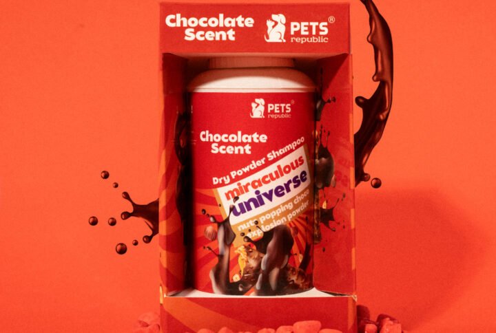 Pets Republic Chocolate 500ml Dry Powder Shampoo bottle with rinse-free formula, absorbs excess oil, removes dirt, and neutralizes odor