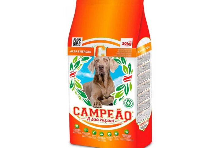 Studio shot of the Campeão Adult Dog High Energy Dry Food bag (20kg), showing the front-side packaging with key nutritional benefits.