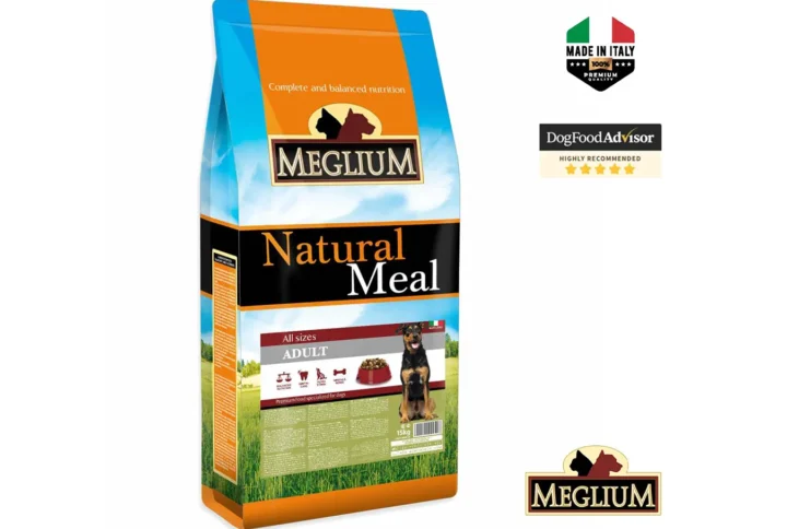 Studio shot of the Meglium Dog Adult Gold Chicken and Beef 15KG bag. The design features a clean layout with a white background, a dog silhouette, and key nutritional benefits.